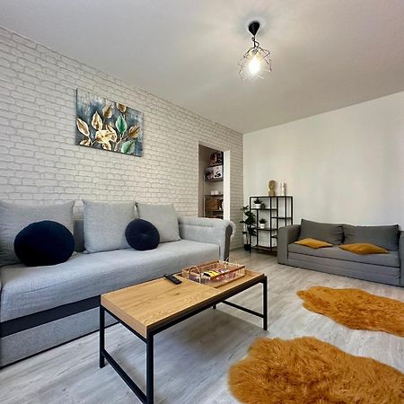 Londof Apartments- New Center Braşov Esterno foto