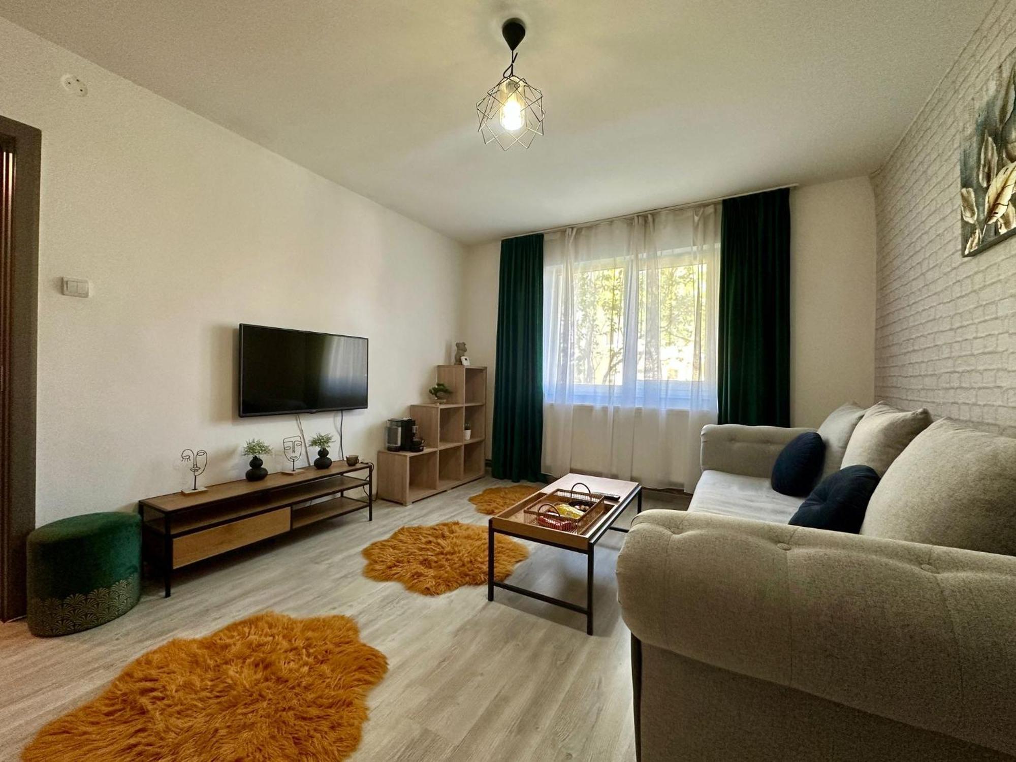 Londof Apartments- New Center Braşov Esterno foto